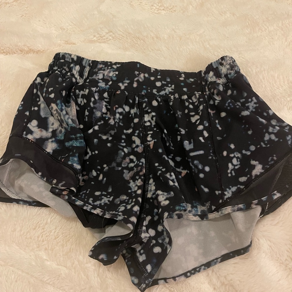 lululemon hotty hot shorts
